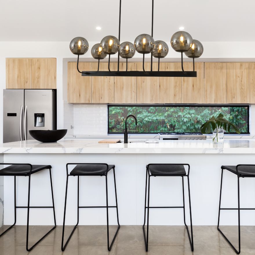 Hampton 8 light Pendant