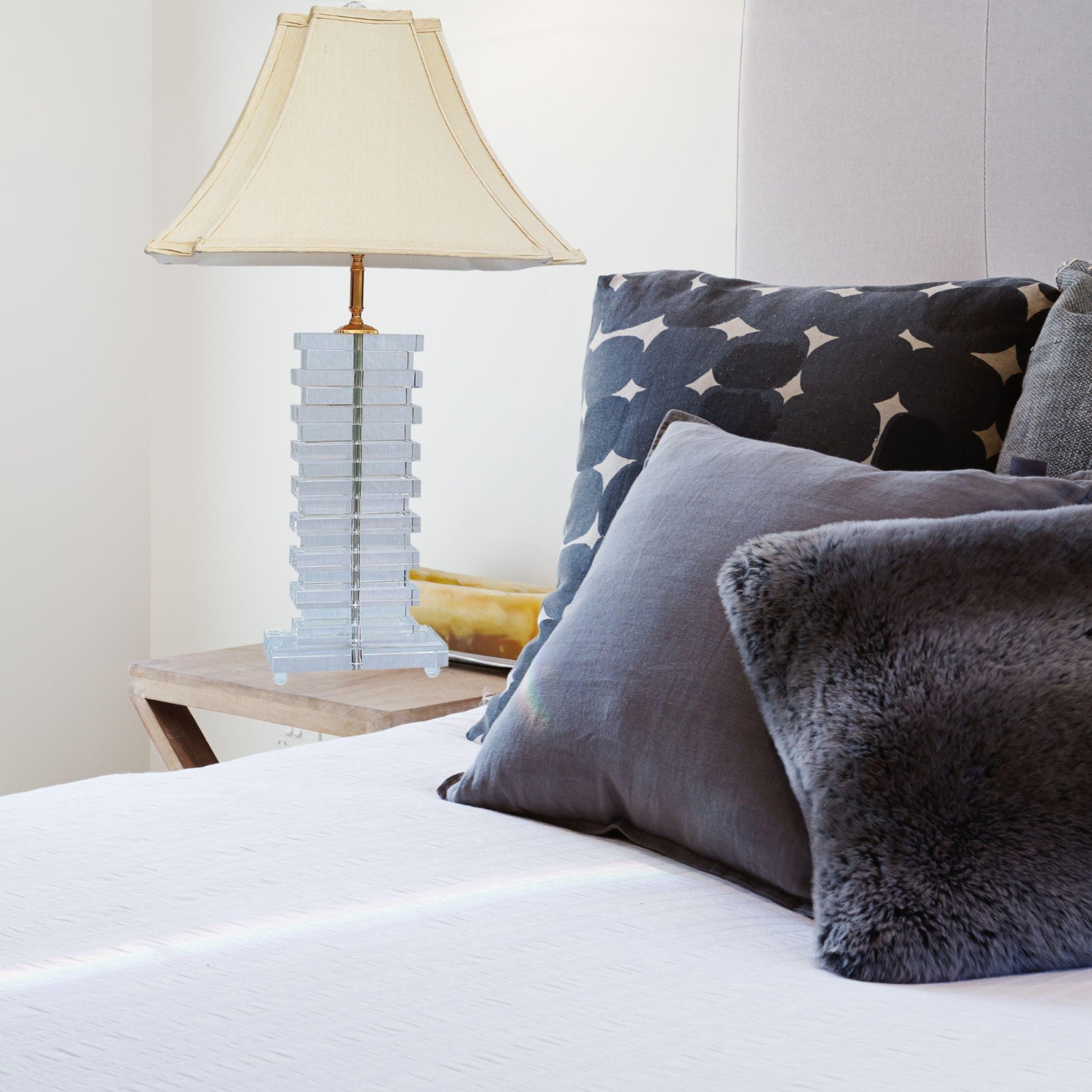 FONTANTA - Hard Polished Lead Crystal Table Lamp - V&M IMPORTS Australia